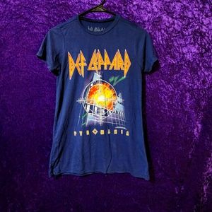 Def Leppard Band Tee
